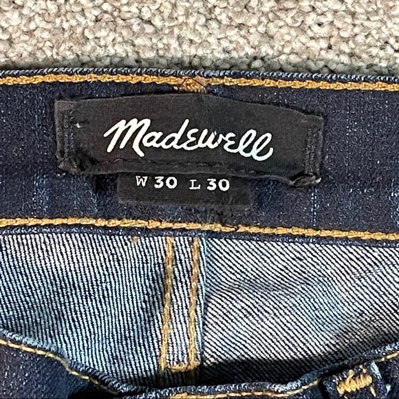 Madewell Skinny Mid Rise 9” Dark Wash Jeans Size 30x30 - Picture 2 of 8